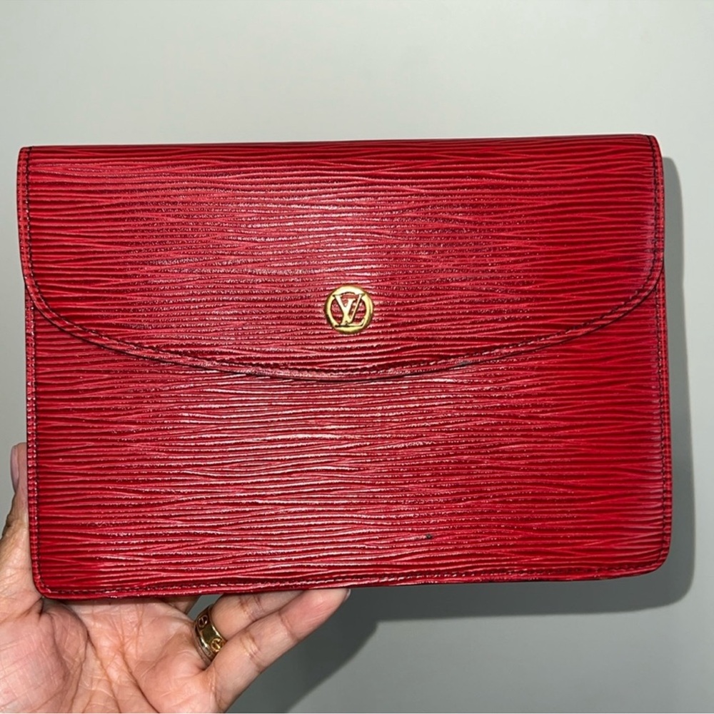 Louis Vuitton Epi Leather Clutch mini bag - Picture 4 of 13